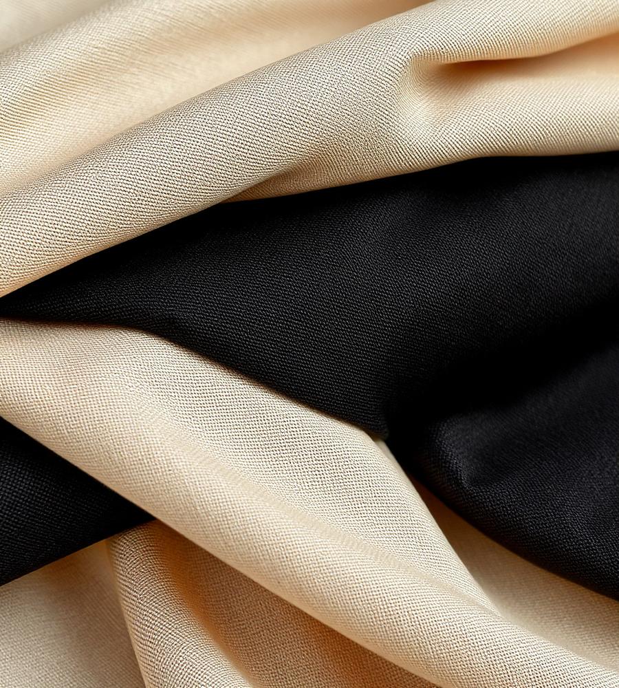 Texturas de tecidos em bege e preto